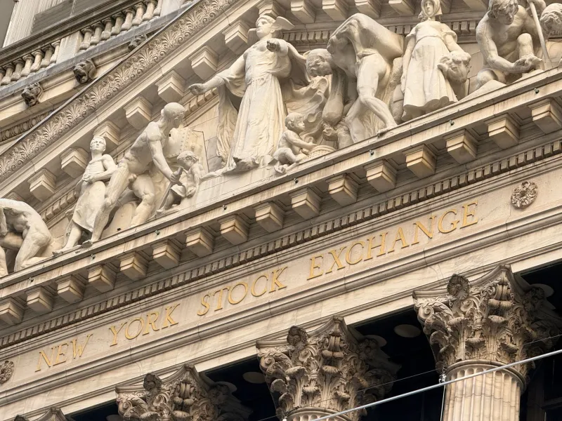 Shoeshine Rags to Supreme Court Robes: The Boy from Yakima Who Made Wall Street Sweat